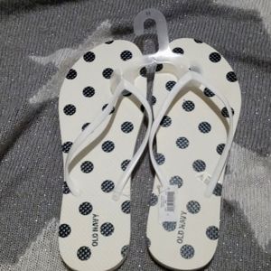 Old Navy polka dot flip flops
